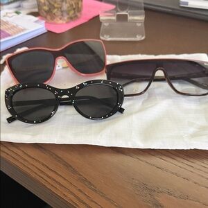 Set of 3 Fashion Sunglasses - QUAY - BETSEY JOHNSON - ROXY